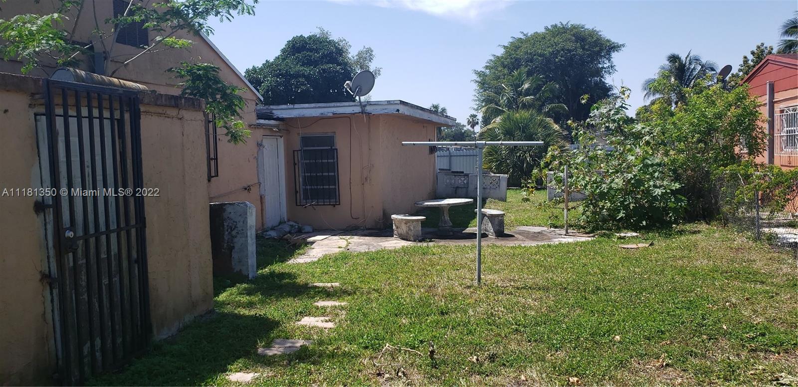 See details / 4103 sq. ft. $ 2022-06-17 0 Photo