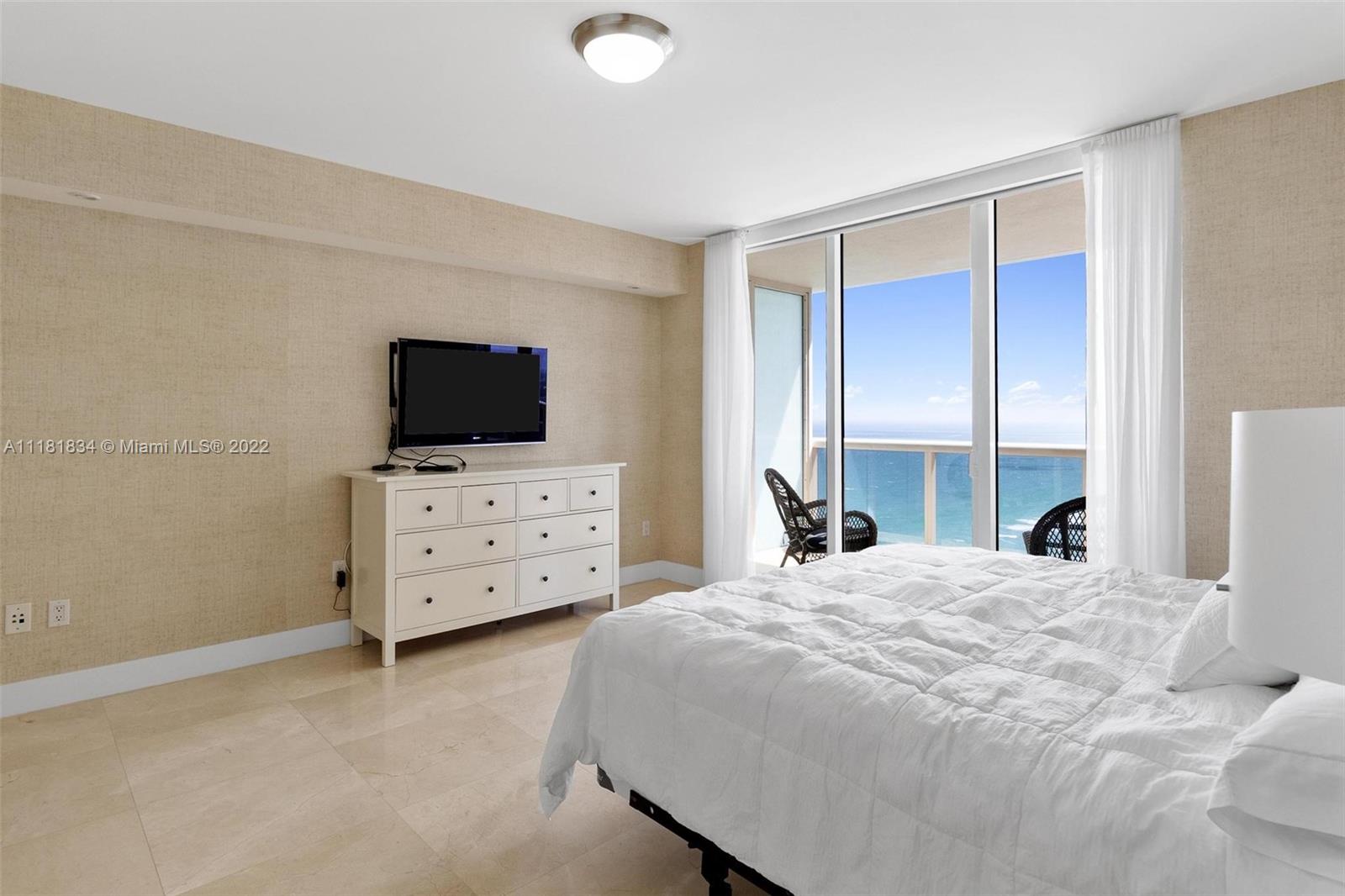 Ver detalles 2904 2 / 3 1675 sq. ft. $ 2022-10-05 0 foto