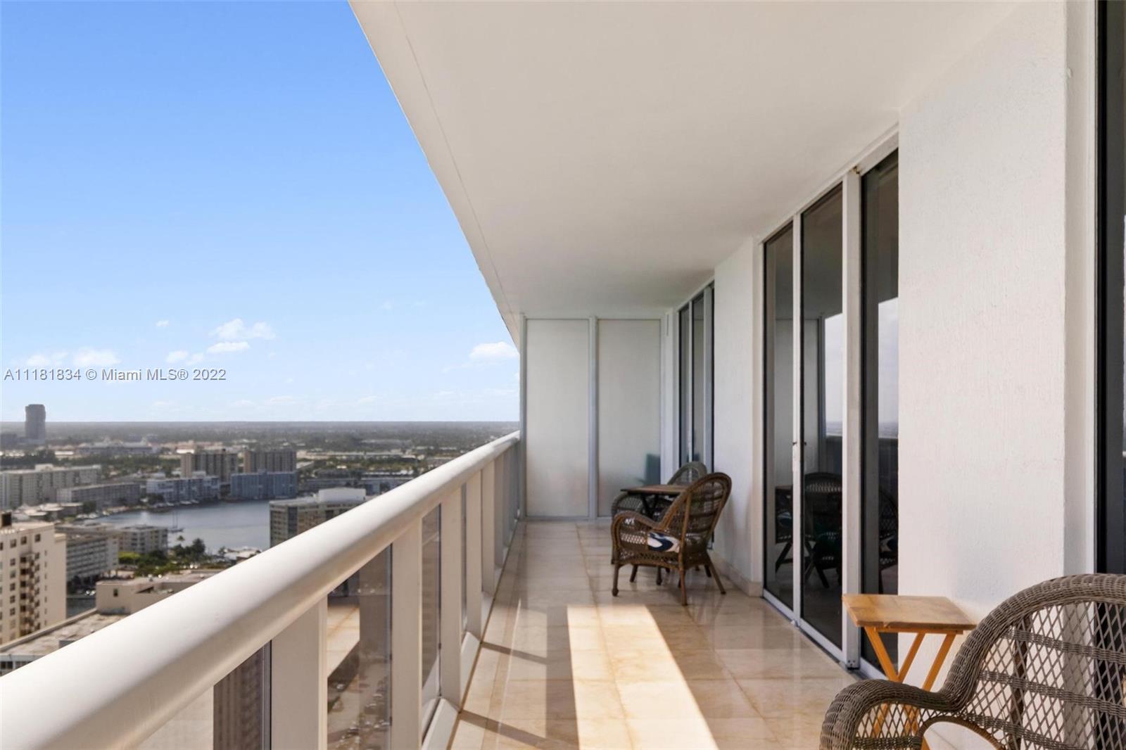 Ver detalles 2904 2 / 3 1675 sq. ft. $ 2022-10-05 0 foto
