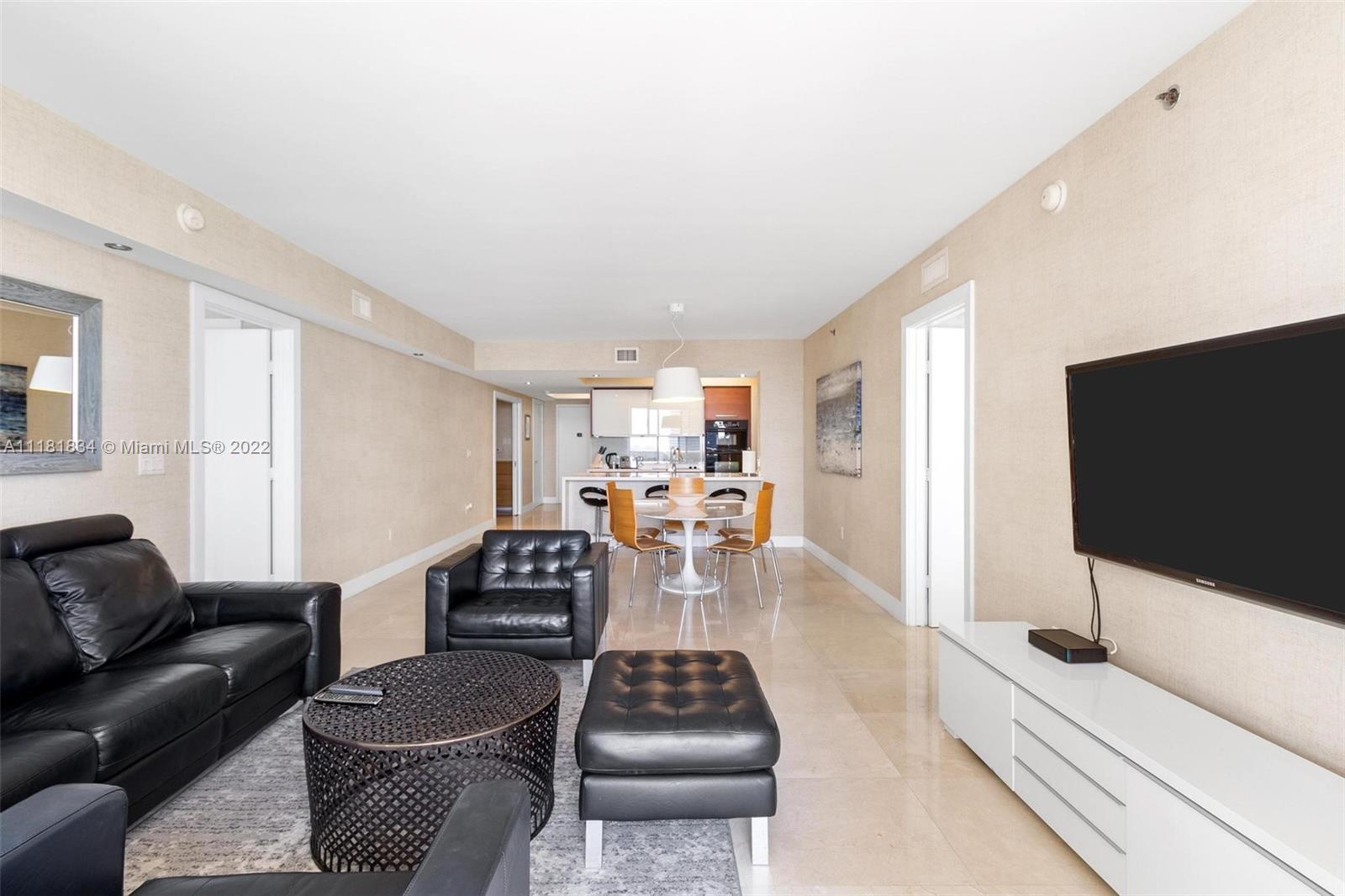 Ver detalles 2904 2 / 3 1675 sq. ft. $ 2022-10-05 0 foto