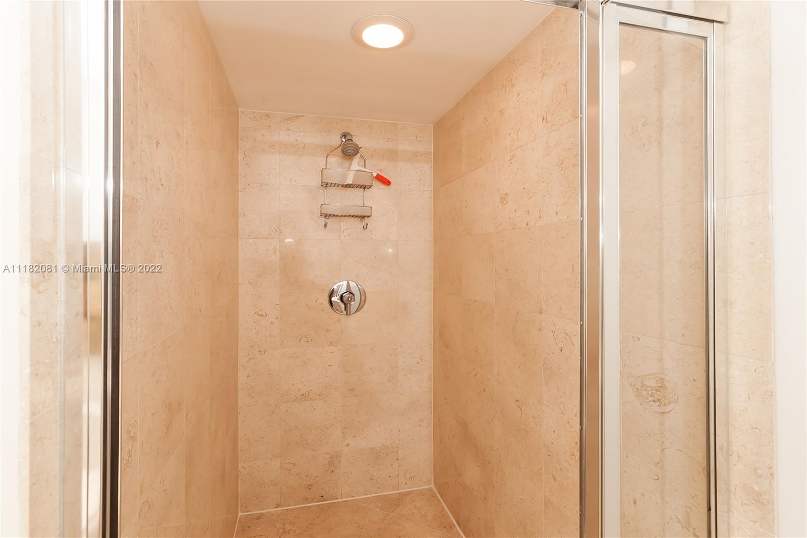 Ver detalles 3204 3 / 3 1675 sq. ft. $ 2022-09-27 0 foto