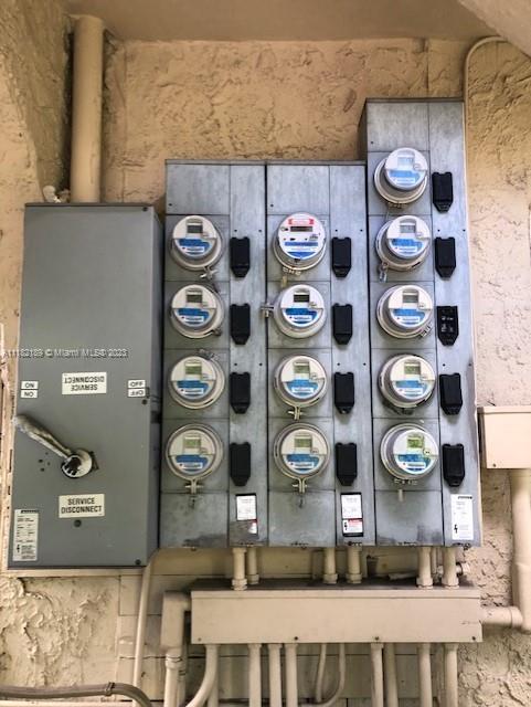See details / sq. ft. $ 2022-06-15 0 Photo
