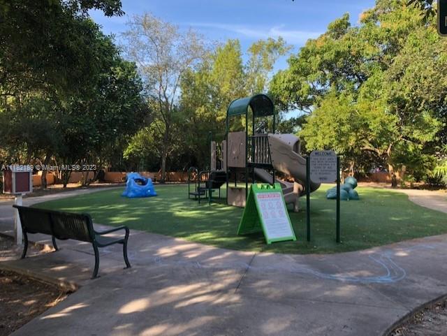 See details / sq. ft. $ 2022-06-15 0 Photo