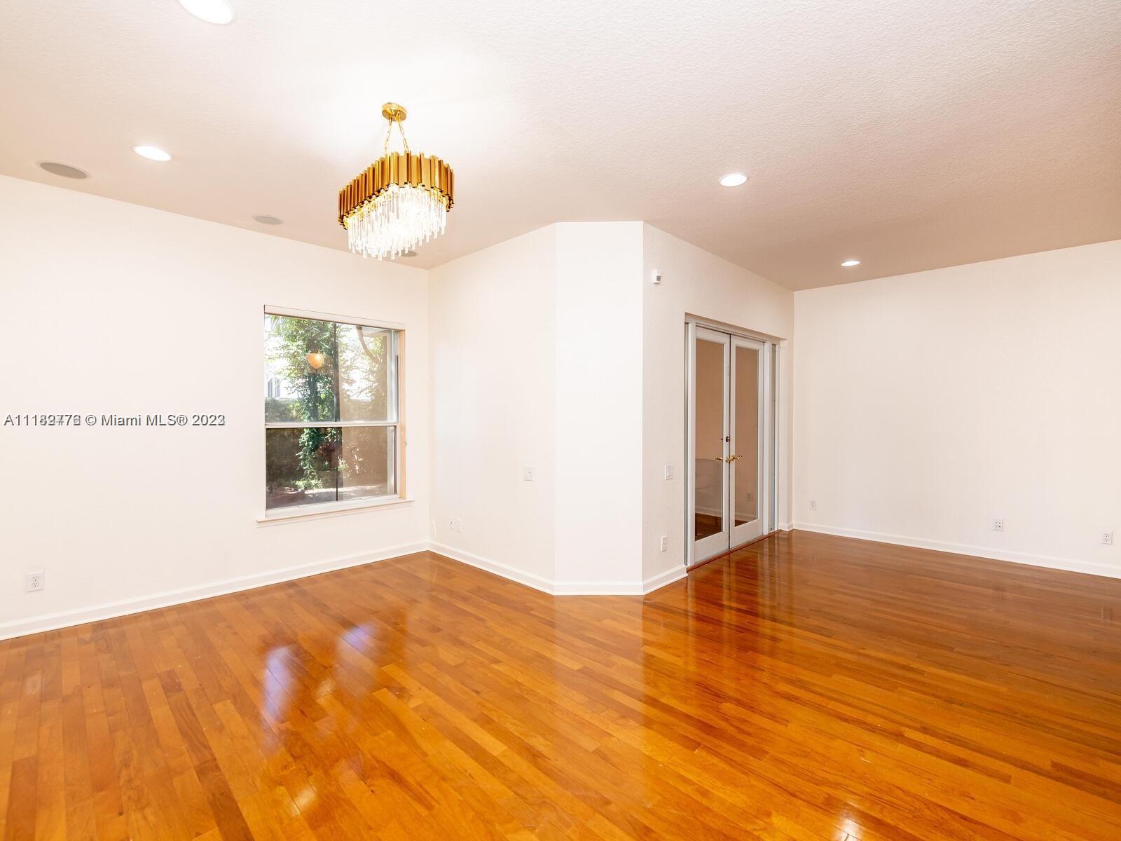 Photo of 1382 Harbor Vw W (1382), Hollywood, Florida, 33019 -