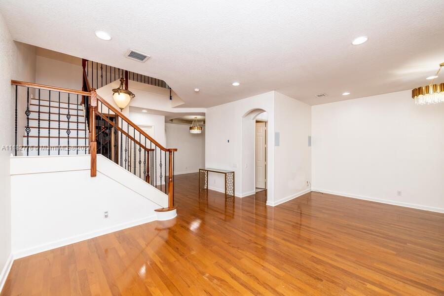 Photo of 1382 Harbor Vw W (1382), Hollywood, Florida, 33019 -