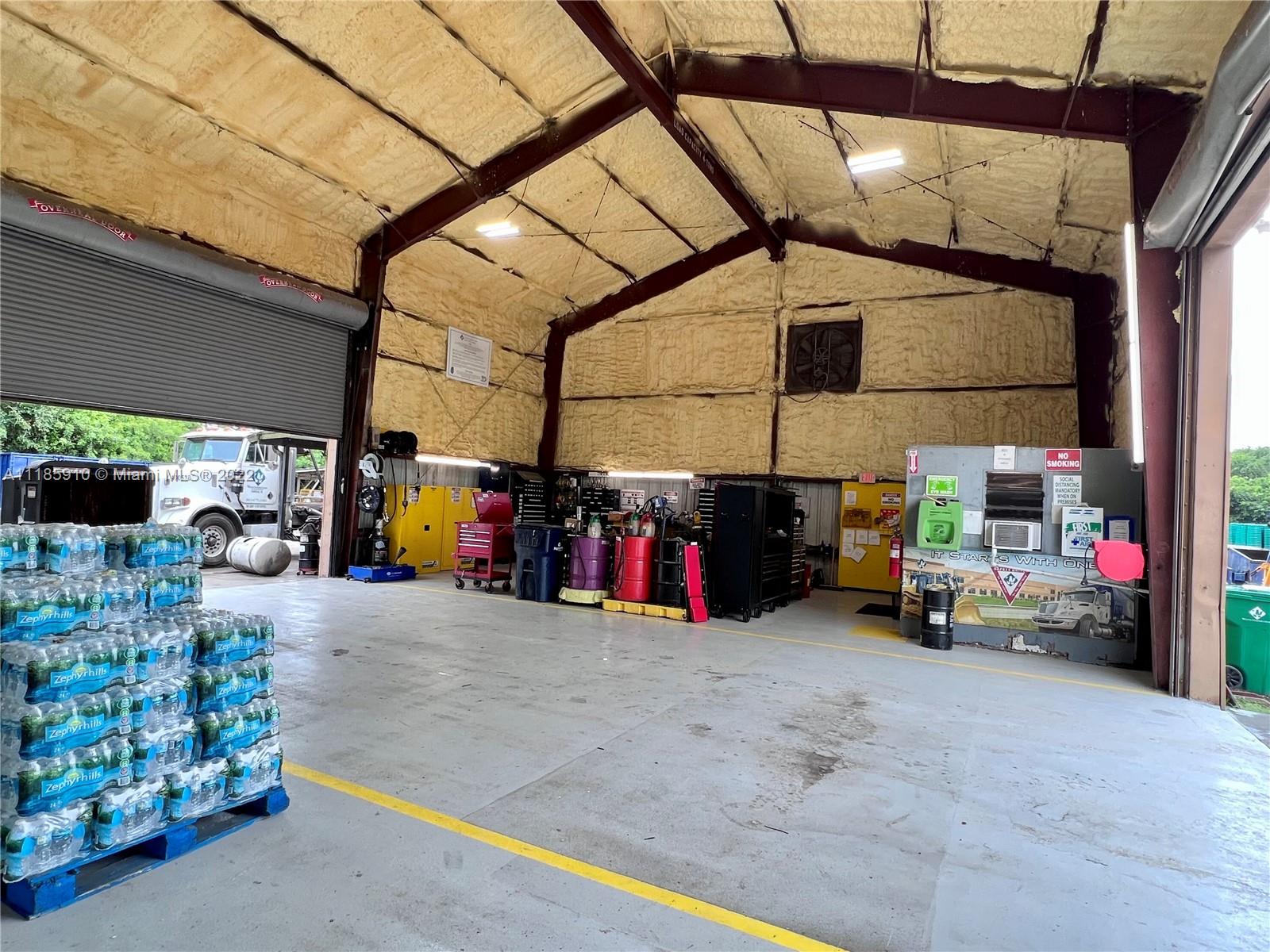 See details / sq. ft. $ 2022-08-03 0 Photo