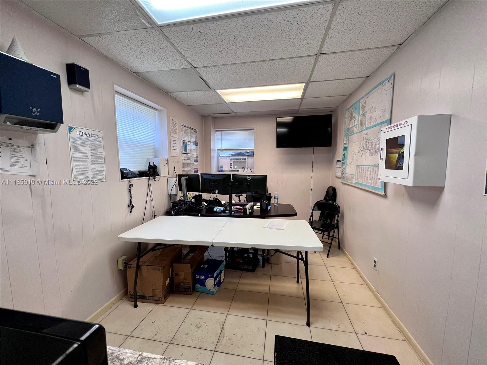 See details / sq. ft. $ 2022-08-03 0 Photo