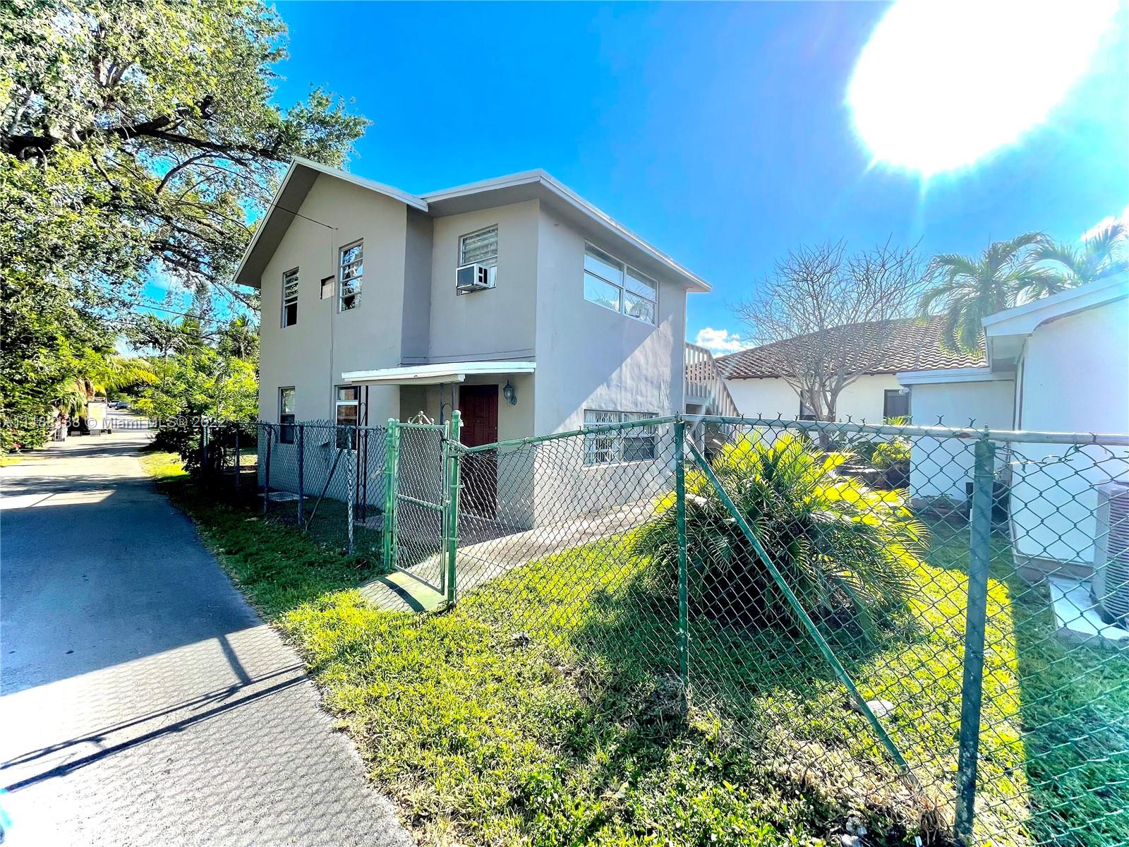 See details / 2355 sq. ft. $ 2022-06-30 0 Photo