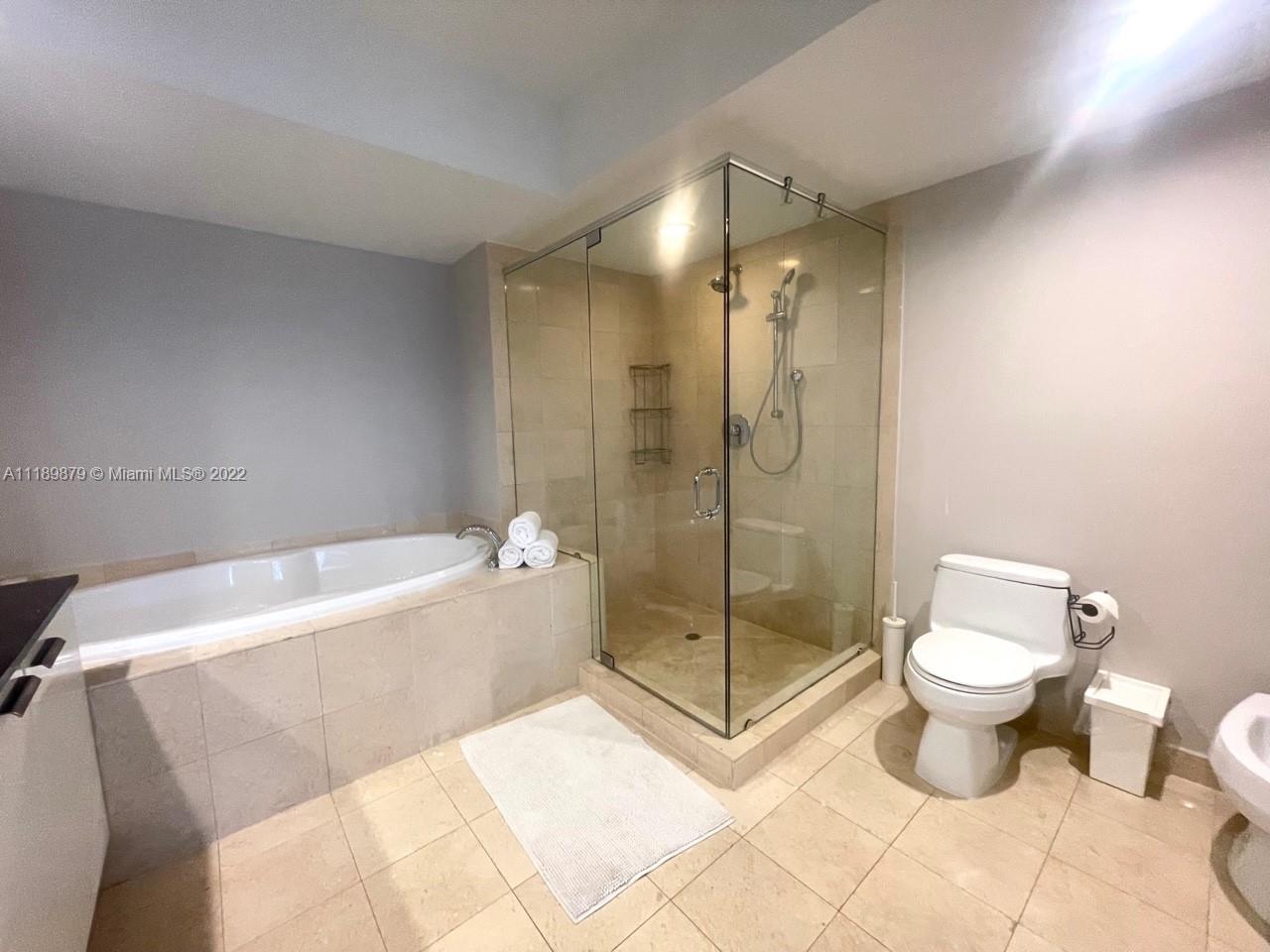 Ver detalles 1506 2 / 4 1458 sq. ft. $ 2022-10-11 0 foto