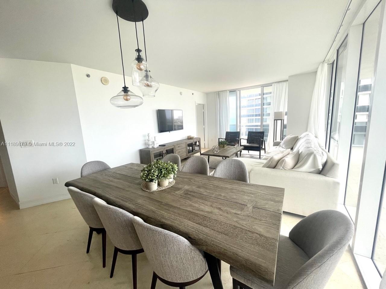 Ver detalles 1506 2 / 4 1458 sq. ft. $ 2022-10-11 0 foto