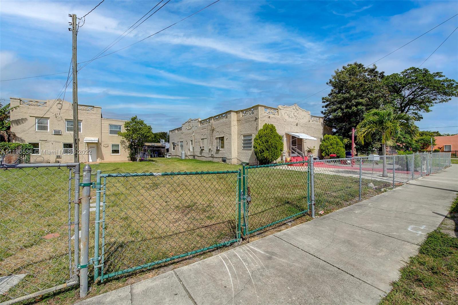 See details / 4140 sq. ft. $ 2023-01-27 0 Photo