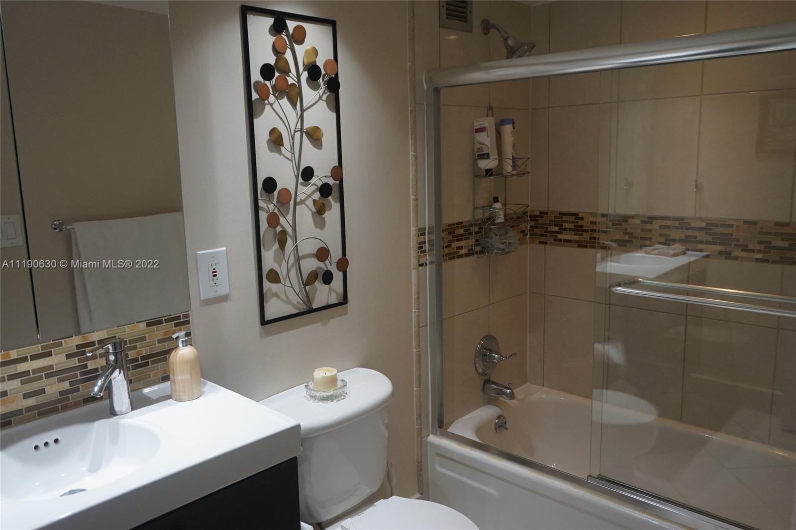 Photo of 1410 Ocean Dr #602, Hollywood, Florida, 33019 -