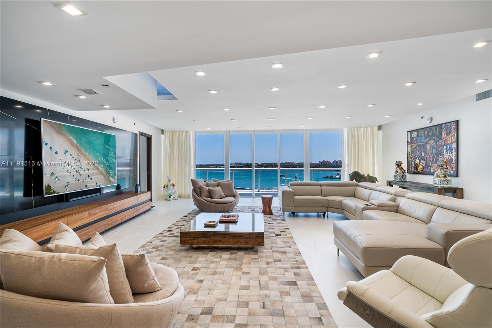 Photo of 450 Alton Rd #901-02, Miami Beach, Florida, 33139 -
