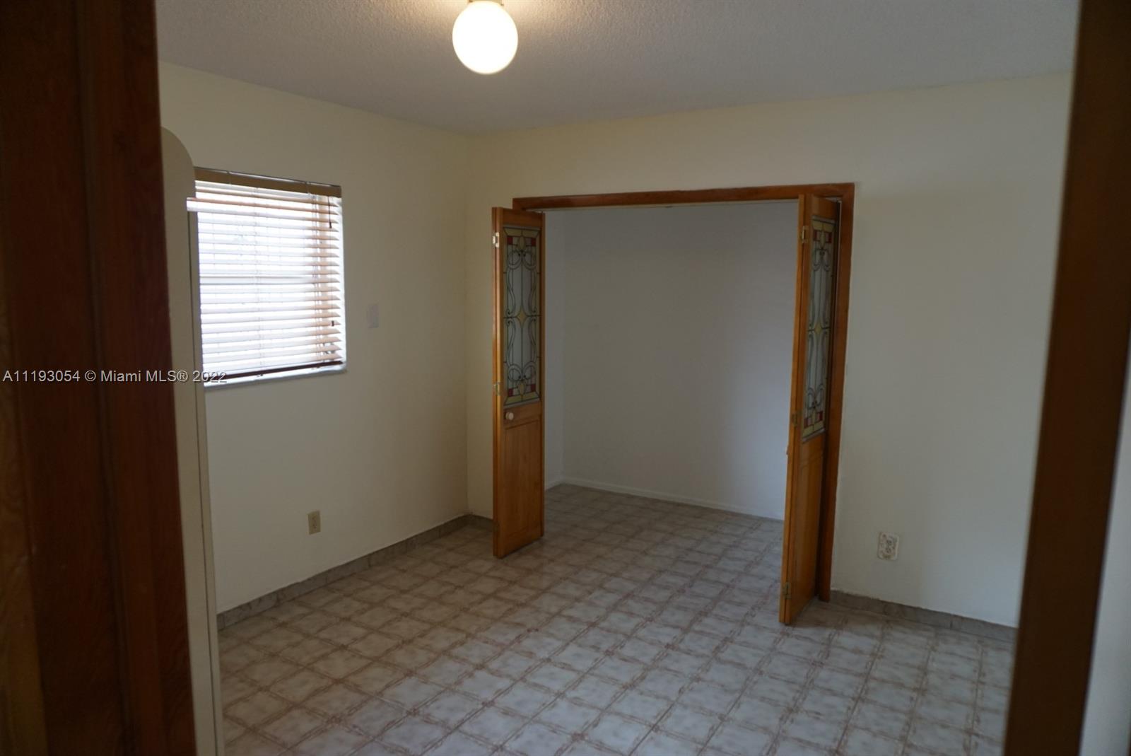 See details / 2264 sq. ft. $ 2022-04-21 0 Photo