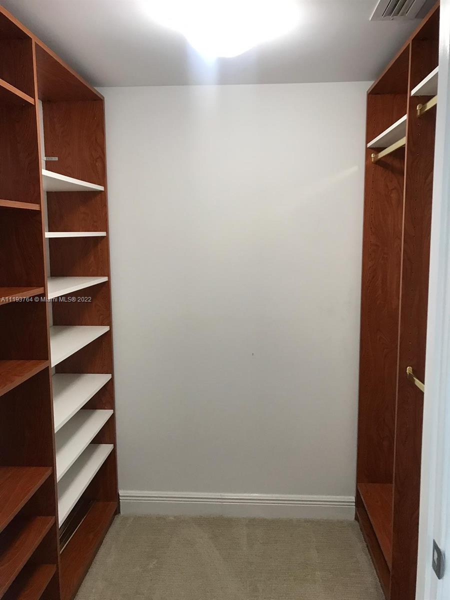 See details 3006 2 / 2 1458 sq. ft. $ 2022-10-13 0 Photo