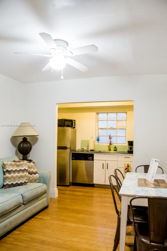 See details / sq. ft. $ 2022-10-28 0 Photo
