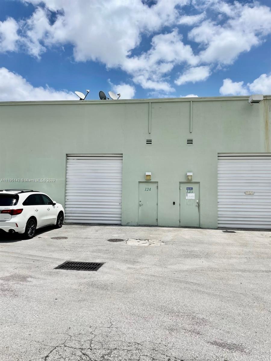 See details 124 / sq. ft. $ 2022-06-27 0 Photo