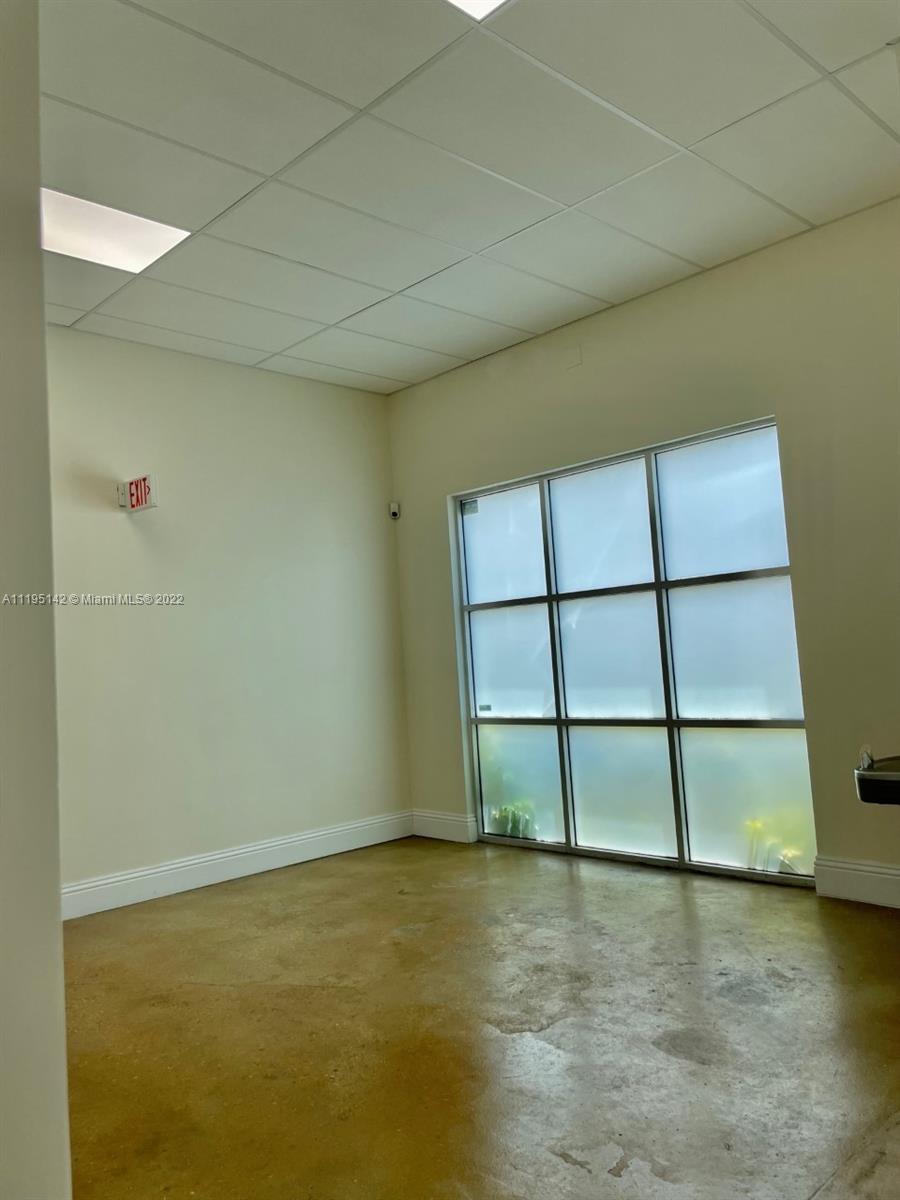 See details 124 / sq. ft. $ 2022-06-27 0 Photo