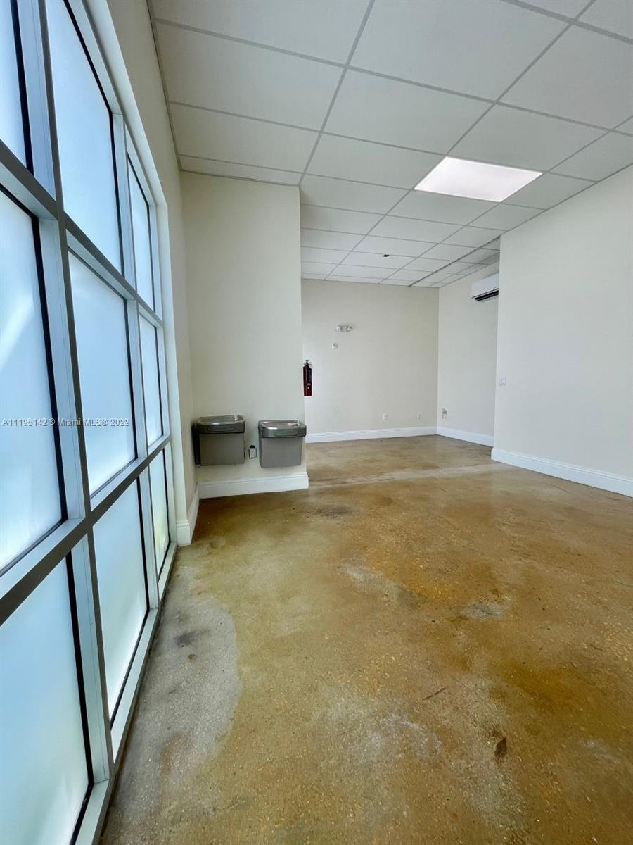 See details 124 / sq. ft. $ 2022-06-27 0 Photo