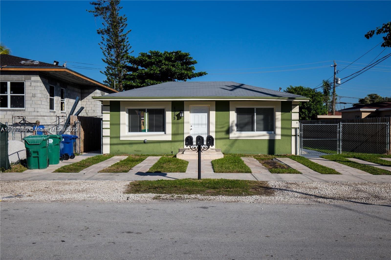 See details / 1682 sq. ft. $ 2022-06-04 0 Photo