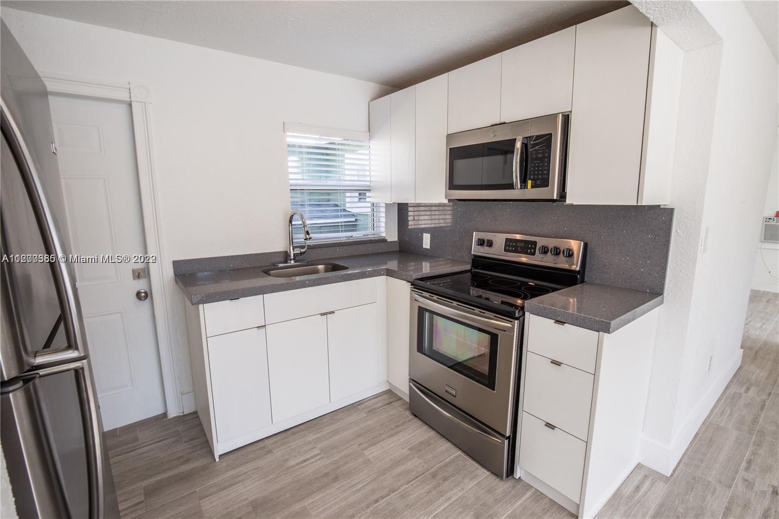 See details / 1682 sq. ft. $ 2022-06-04 0 Photo