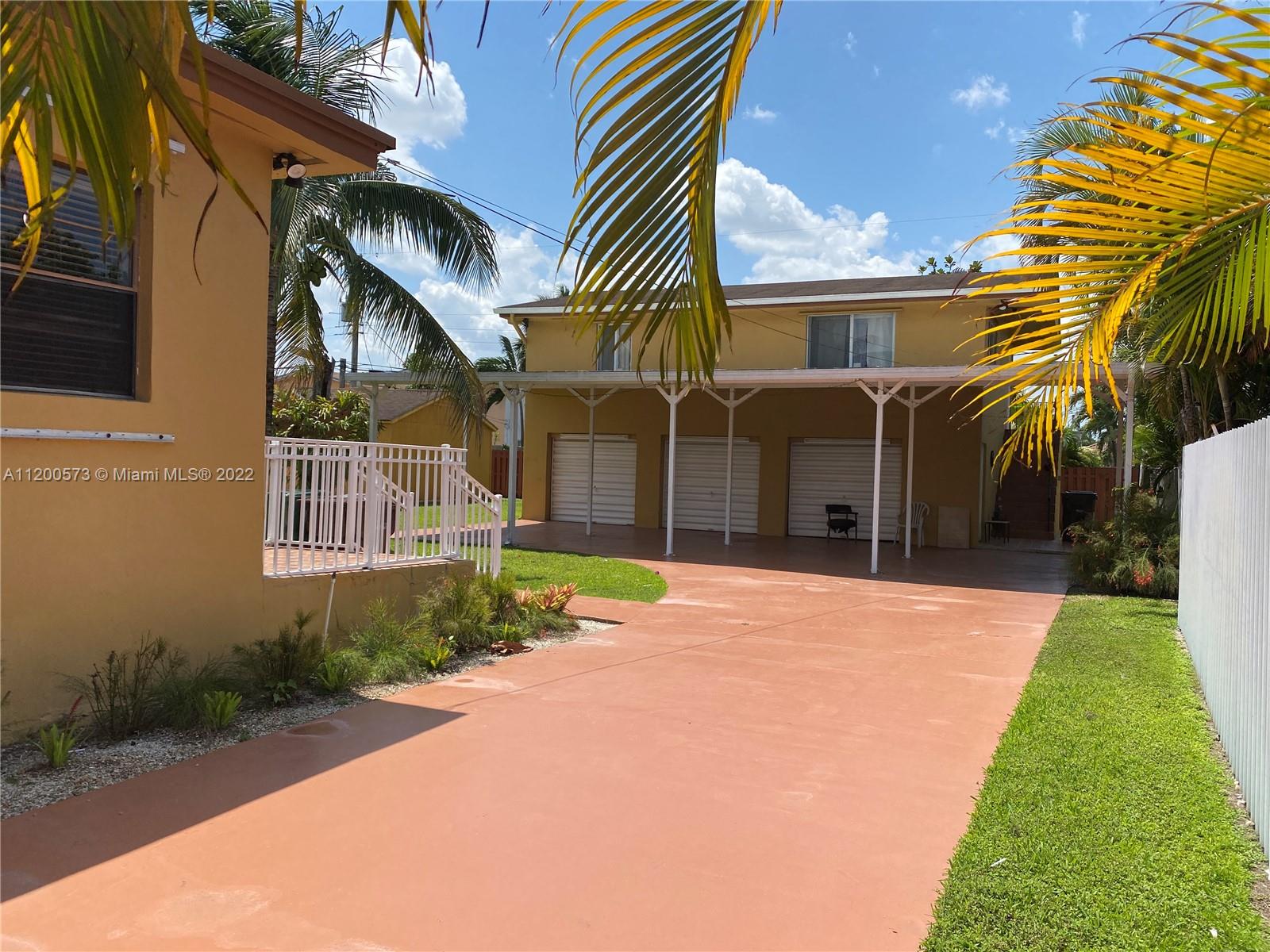 See details / 3721 sq. ft. $ 2022-09-30 0 Photo