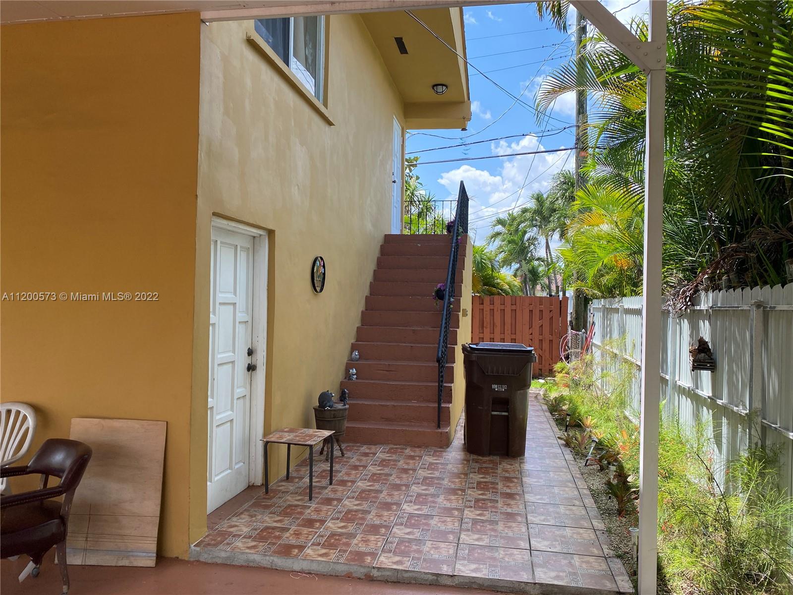 See details / 3721 sq. ft. $ 2022-09-30 0 Photo