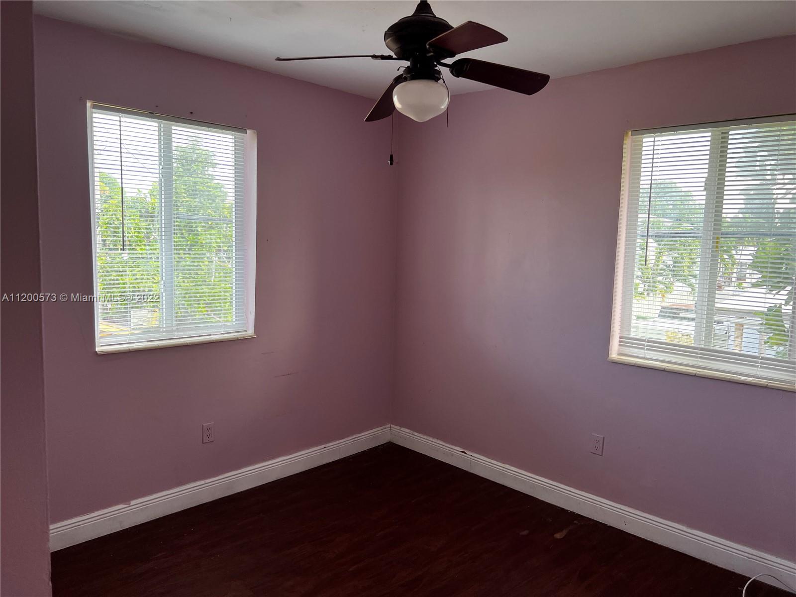 See details / 3721 sq. ft. $ 2022-09-30 0 Photo