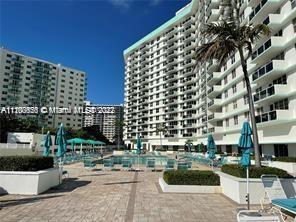 Photo of 3725 Ocean Dr #825, Hollywood, Florida, 33019 - picnic area