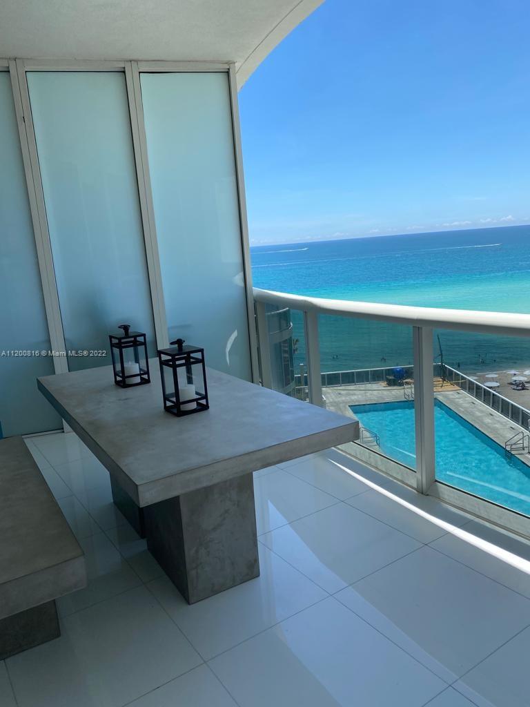 Ver detalles 707 3 / 3 2106 sq. ft. $ 2022-05-07 0 foto
