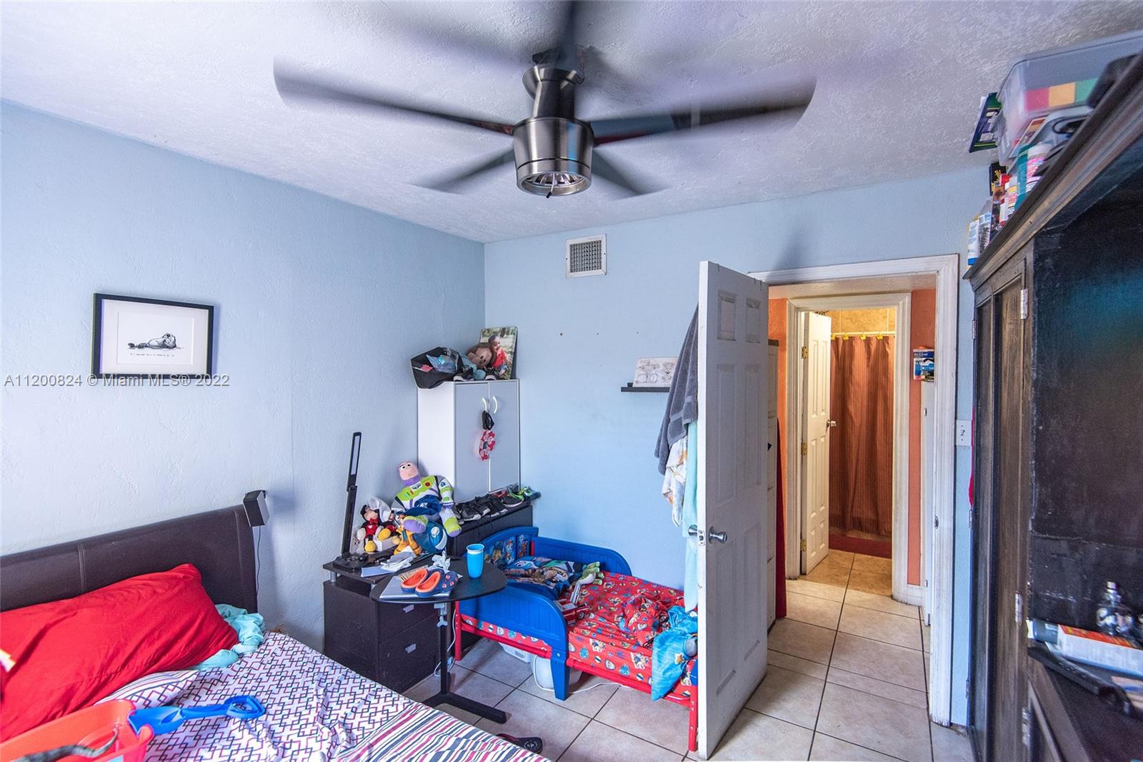 See details / 2669 sq. ft. $ 2022-05-07 0 Photo