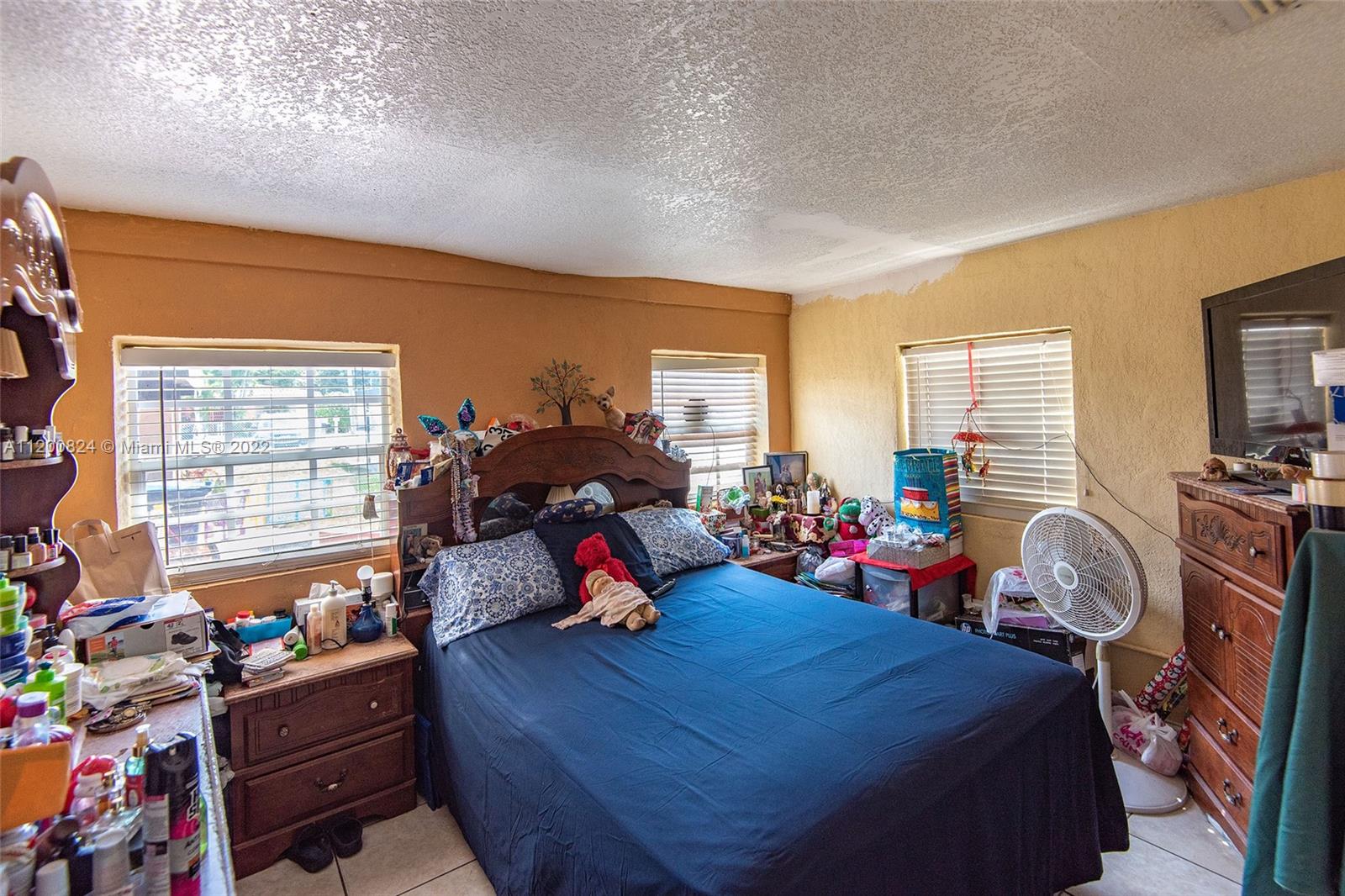 See details / 2669 sq. ft. $ 2022-05-07 0 Photo