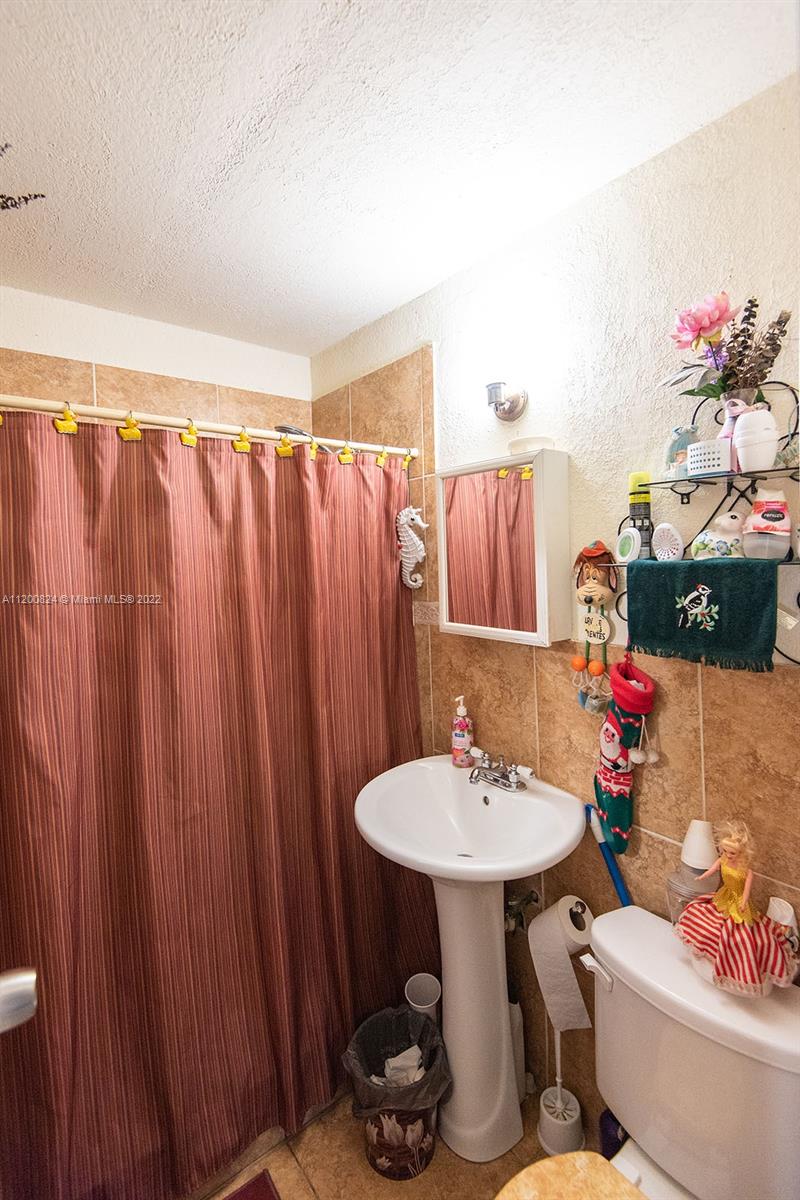 See details / 2669 sq. ft. $ 2022-05-07 0 Photo