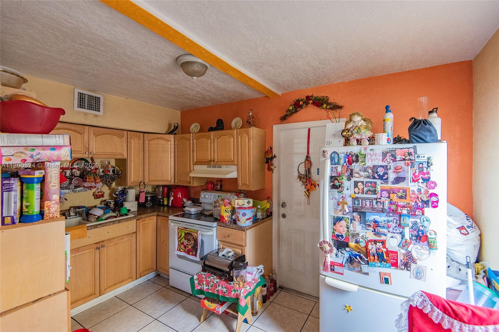 See details / 2669 sq. ft. $ 2022-05-07 0 Photo