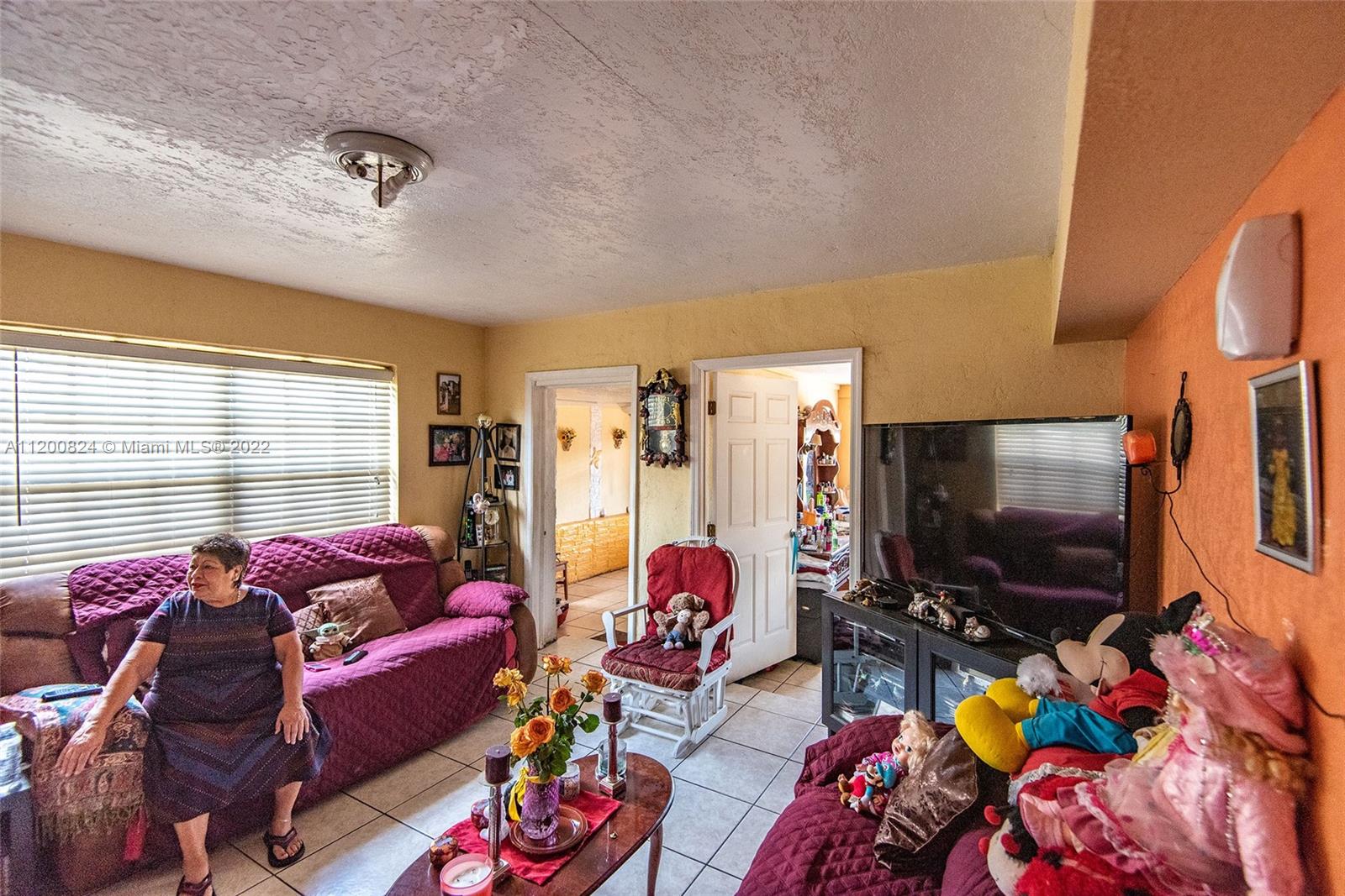 See details / 2669 sq. ft. $ 2022-05-07 0 Photo