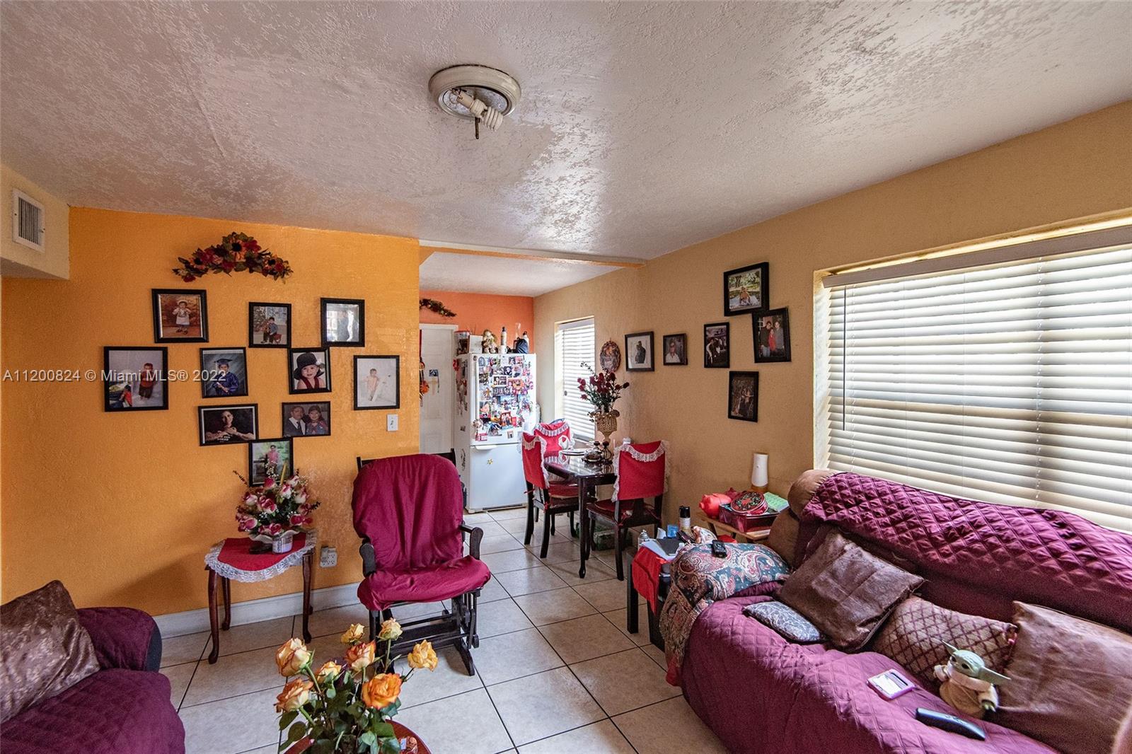 See details / 2669 sq. ft. $ 2022-05-07 0 Photo