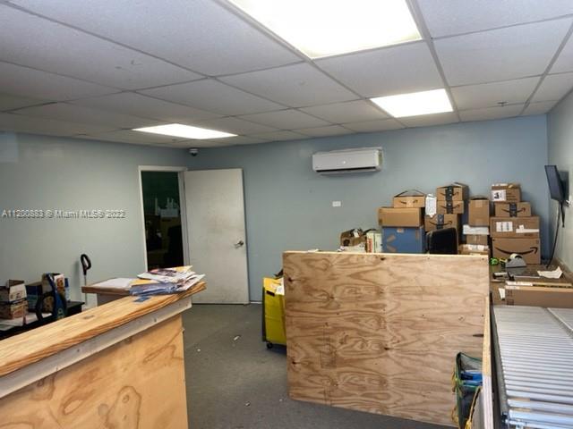 See details C15 / sq. ft. $ 2022-10-11 0 Photo