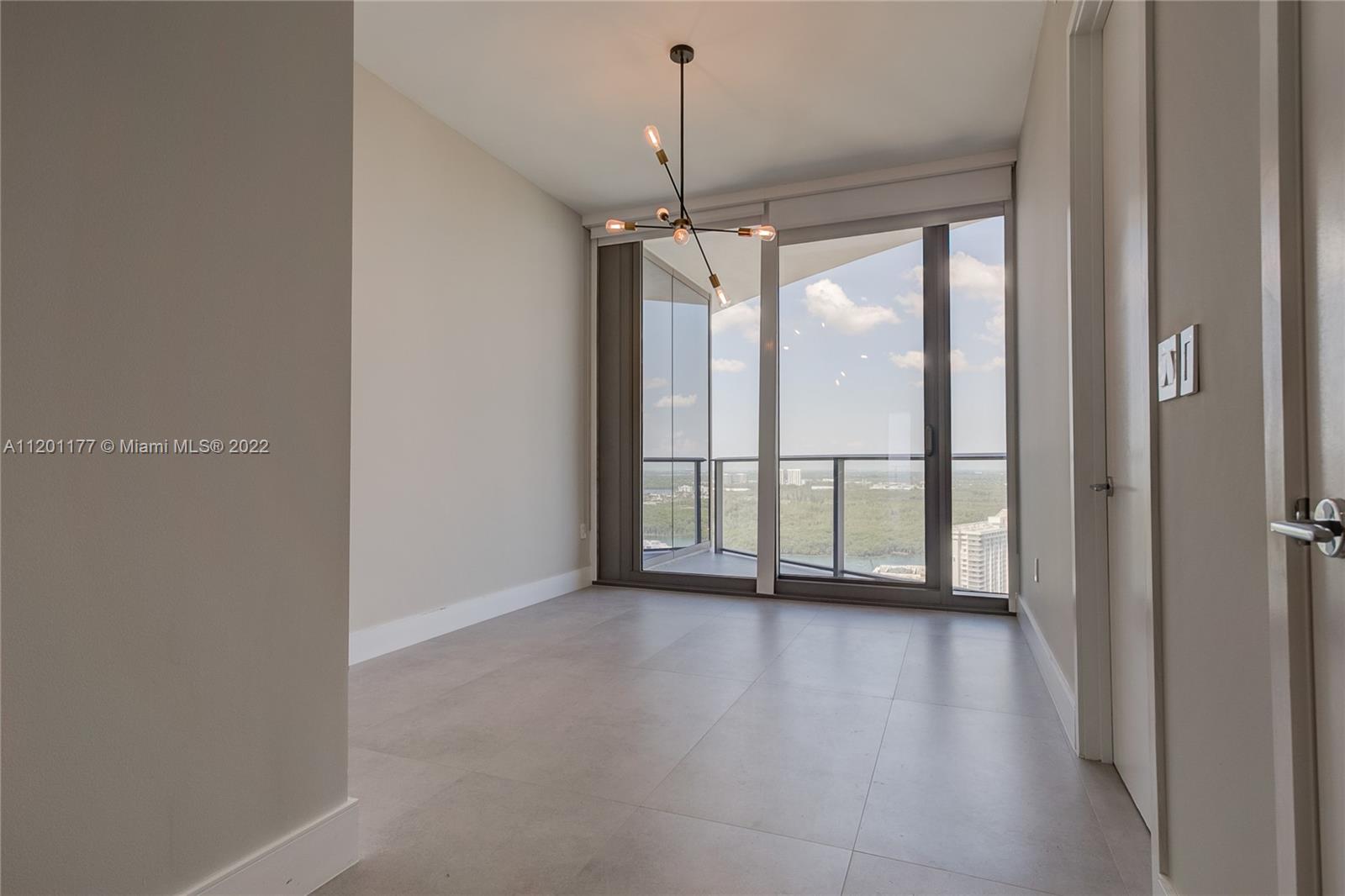 Ver detalles 2903 2 / 3 1447 sq. ft. $ 2022-05-09 0 foto