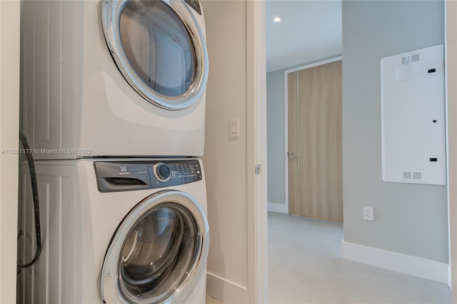 Ver detalles 2903 2 / 3 1447 sq. ft. $ 2022-05-09 0 foto
