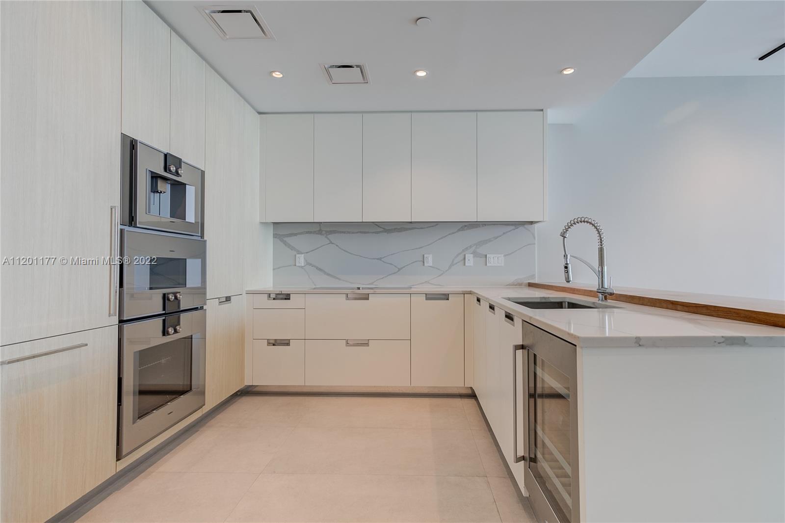 Ver detalles 2903 2 / 3 1447 sq. ft. $ 2022-05-09 0 foto