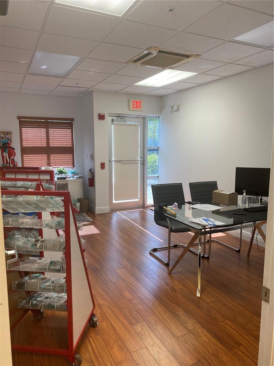 See details / sq. ft. $ 2022-07-11 0 Photo