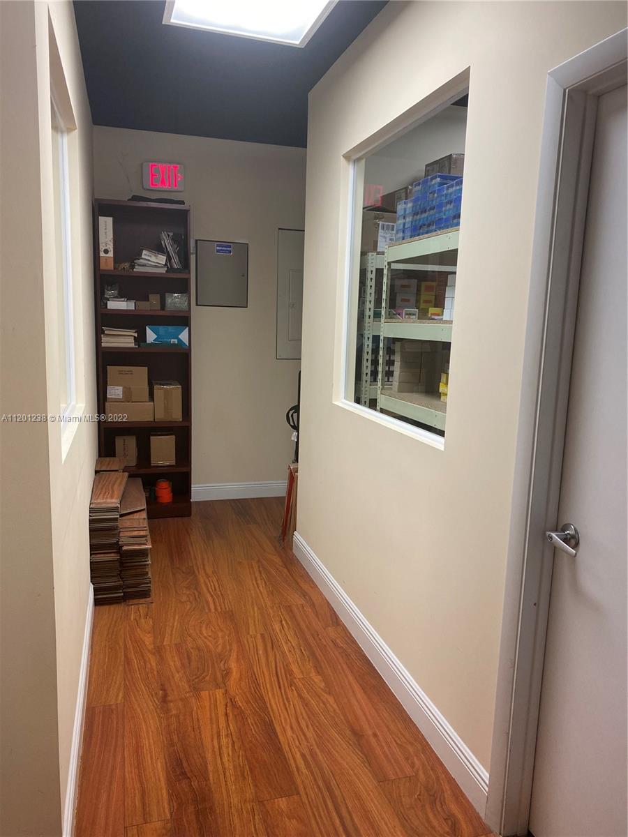 See details / sq. ft. $ 2022-07-11 0 Photo