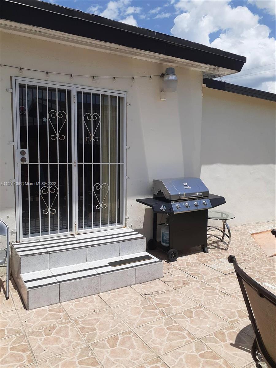 See details / 1553 sq. ft. $ 2023-01-23 0 Photo