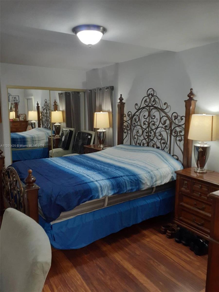 See details / 1553 sq. ft. $ 2023-01-23 0 Photo