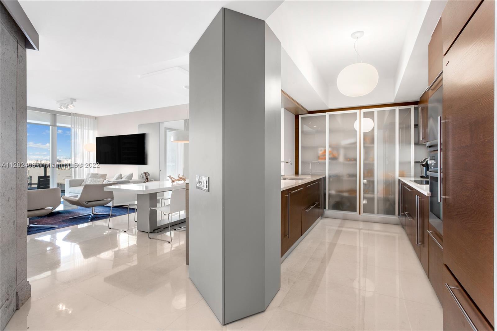 Photo of 450 Alton Rd #904, Miami Beach, Florida, 33139 -