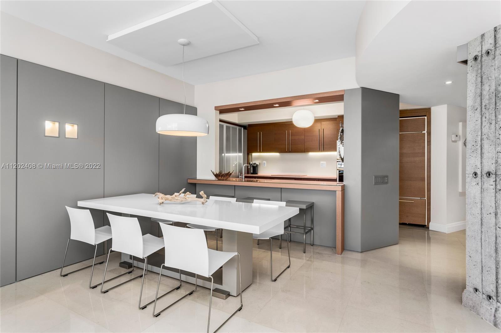 Photo of 450 Alton Rd #904, Miami Beach, Florida, 33139 -