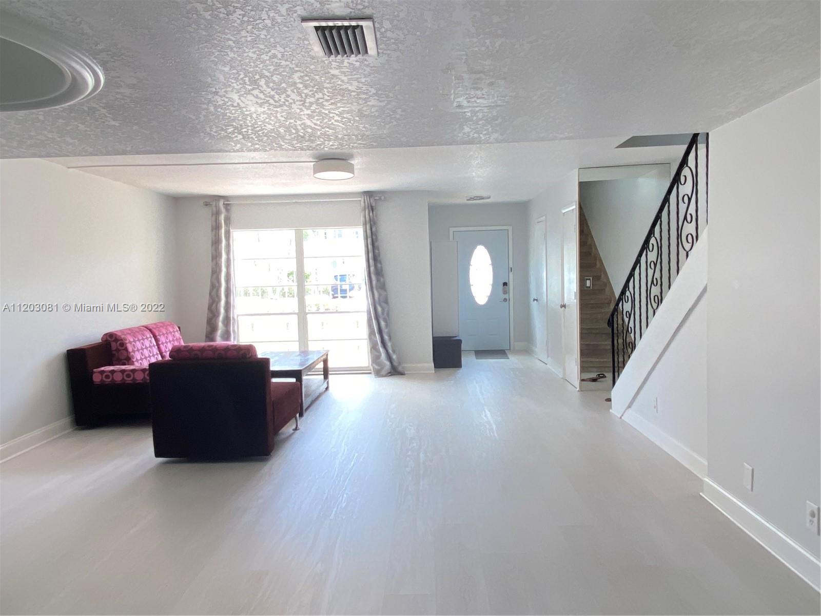 Photo of 2207 7th St #16, Hallandale Beach, Florida, 33009 -