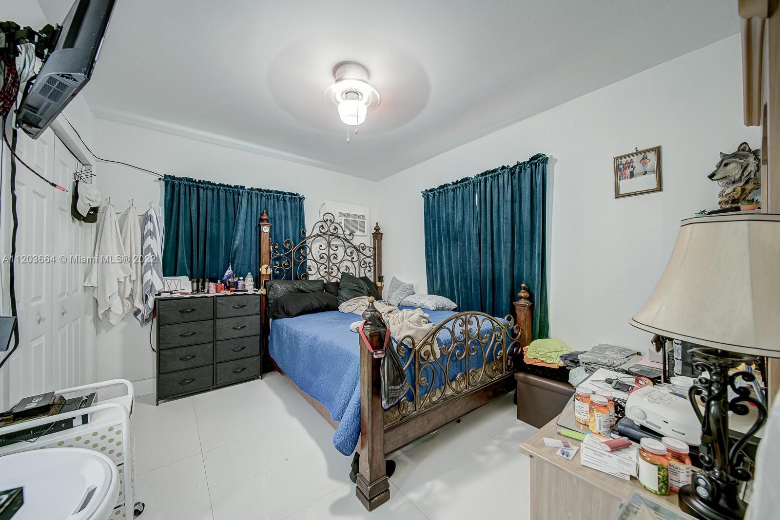 See details / 2213 sq. ft. $ 2022-05-12 0 Photo
