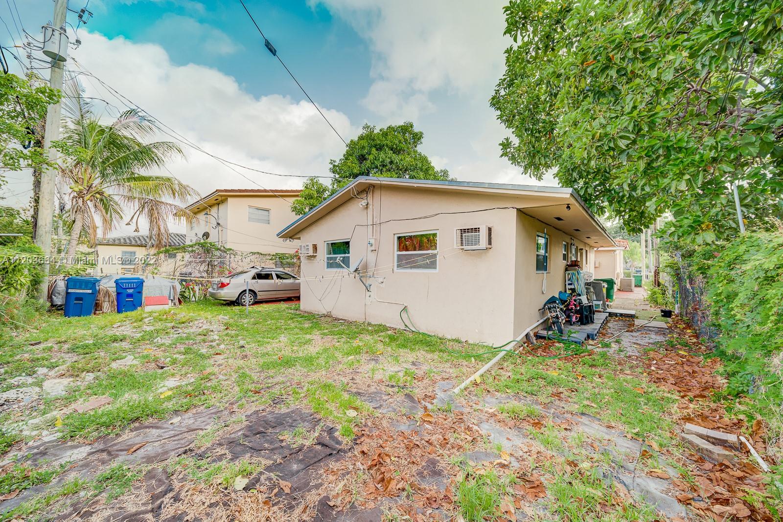 See details / 2213 sq. ft. $ 2022-05-12 0 Photo