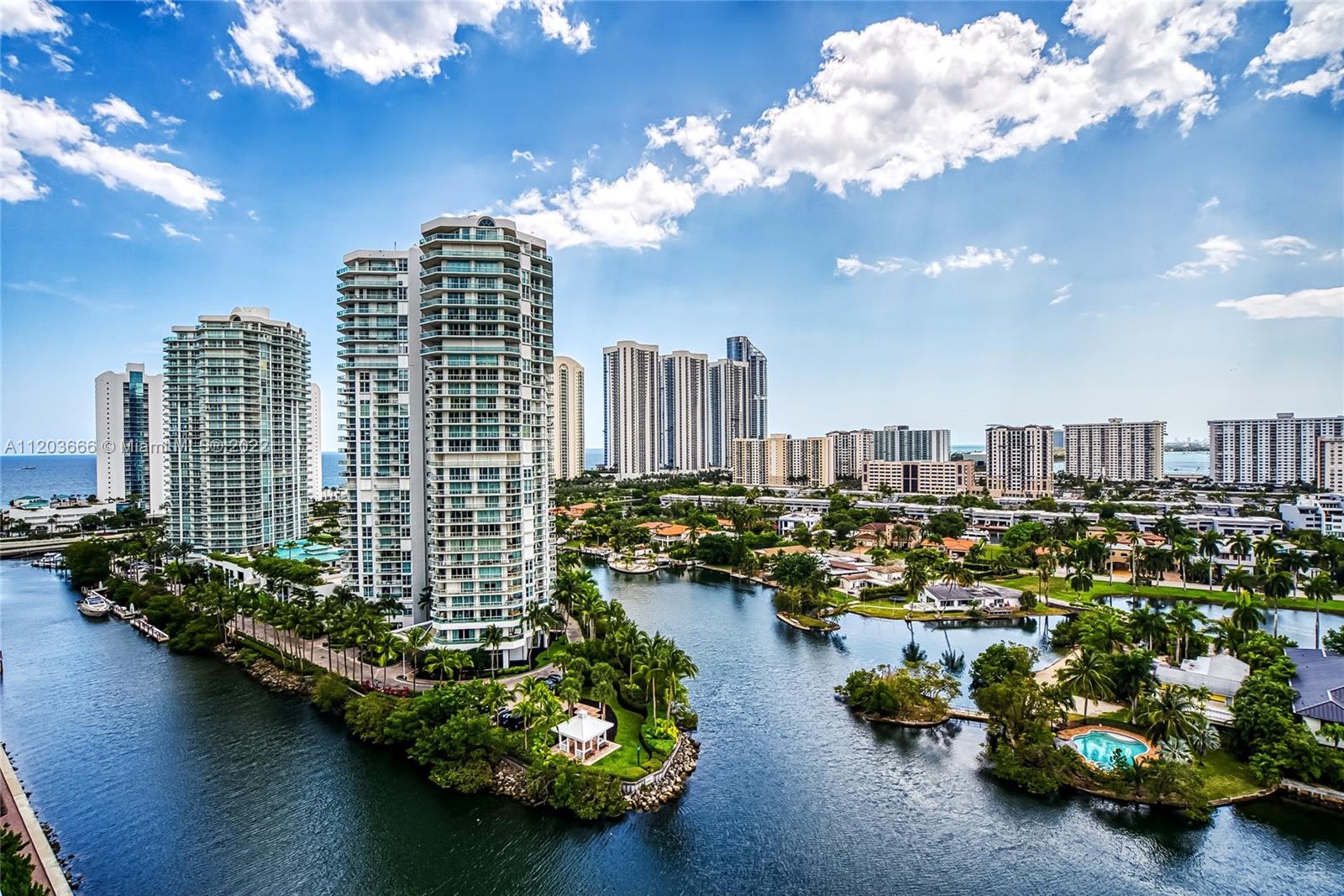 See details 330 3 / 4 1892 sq. ft. $ 2025-08-25 0 Photo